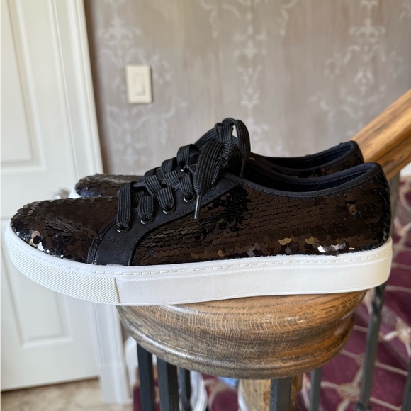 Dirty Laundry , ladies, black sequin sneakers excellent condition very clean 9 - Picture 6 of 14